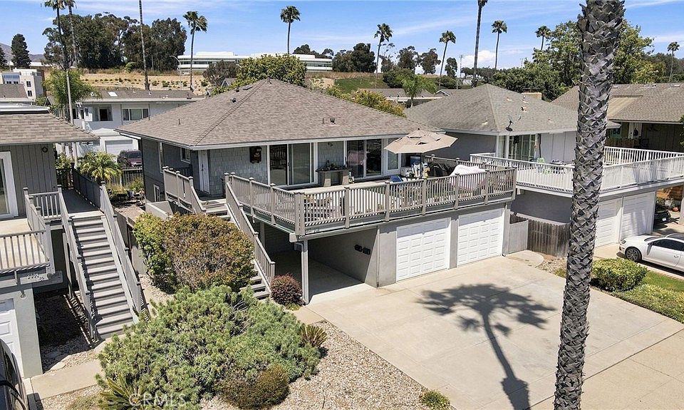 1st image of 2558 Seahorse Ave