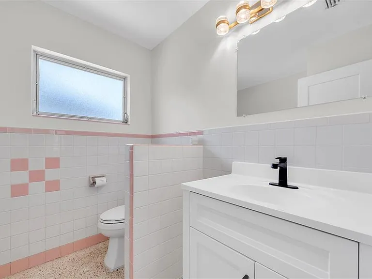 11095 2nd St E #A — Photo 17