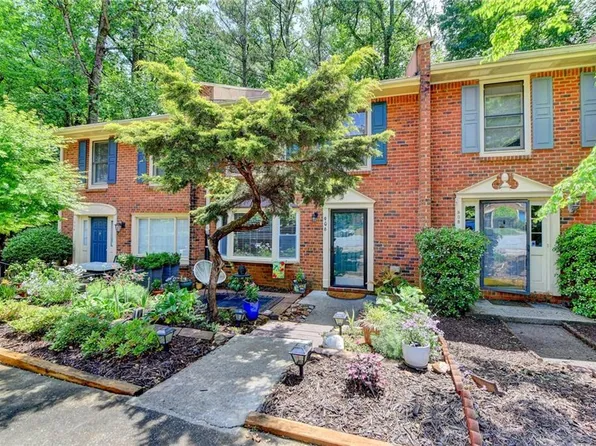 906 Chippendale Ln, Norcross, GA 30093