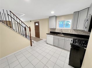 145 Liberty St #3, Bridgeville, PA 15017