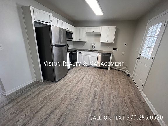 5th image of 401 Tallapoosa St W APT 1