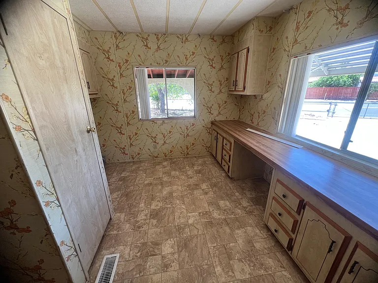 43749 Mable Ct — Photo 12