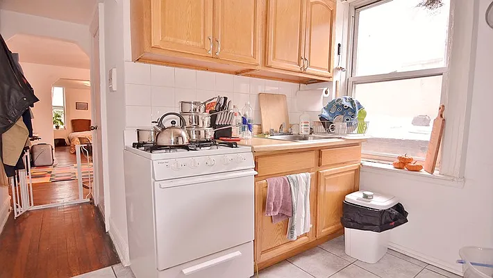 Rented by Park Property Advisors | media 5