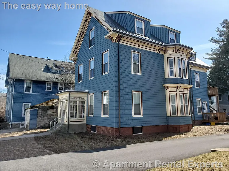 37 Spring St — Photo 7