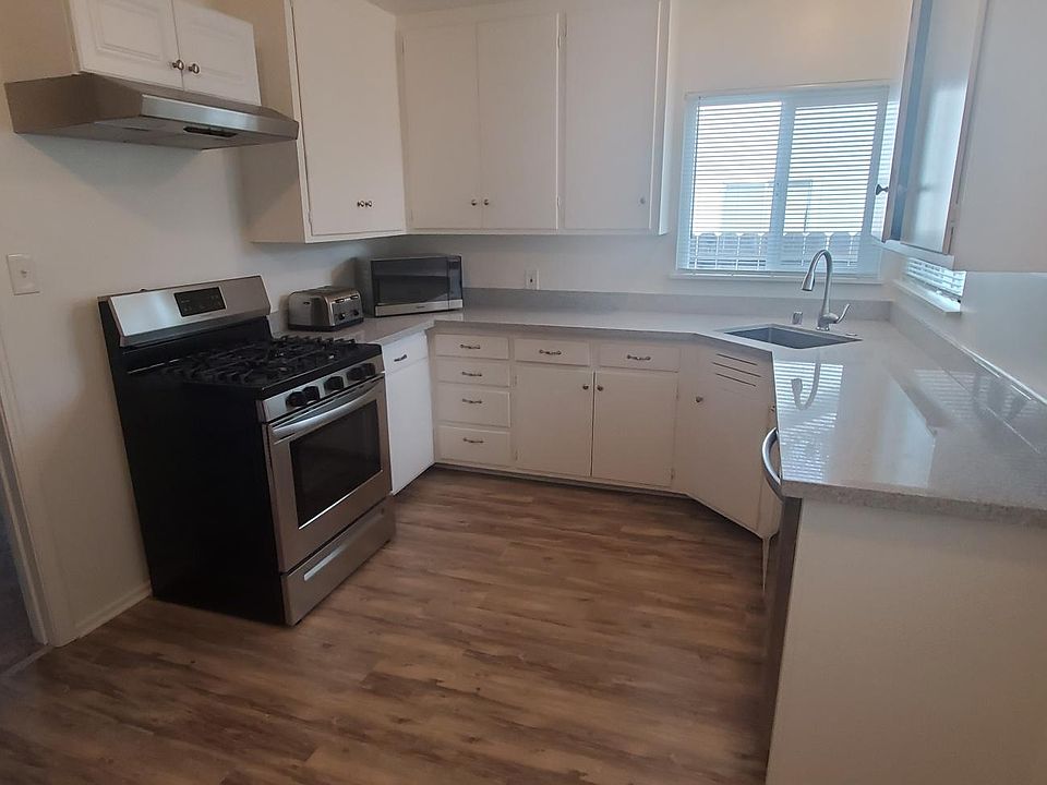 1st image of 1027 Fulton St