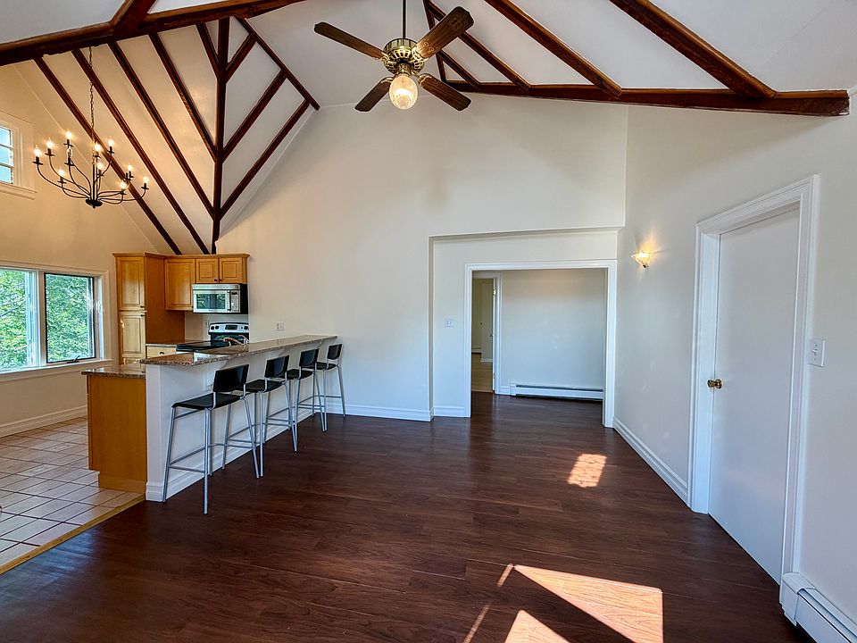 1st image of 217 Clifton St #2