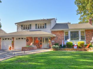 35 Smithfield Dr, Springfield, NJ 07081