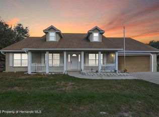 11370 Lark Sparrow Rd, Weeki Wachee, FL 34614