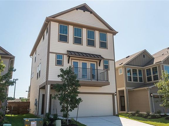 2nd image of 13909 Ilex Dr