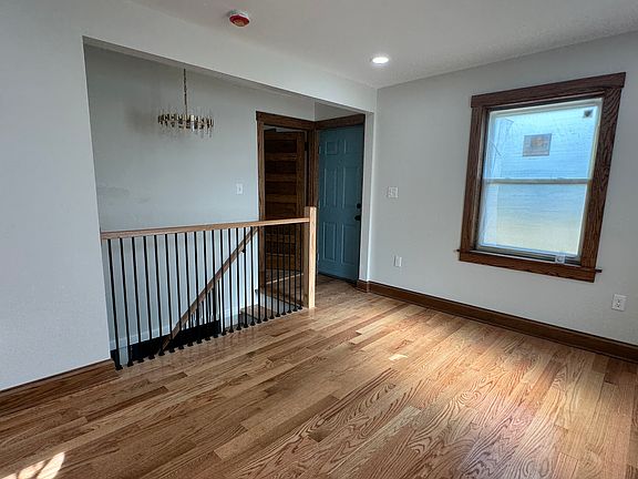 5th image of 2280 Connecticut St