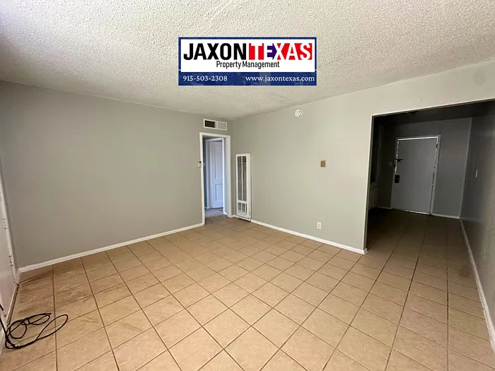 3906 Harrison Ave #2 — Photo 3