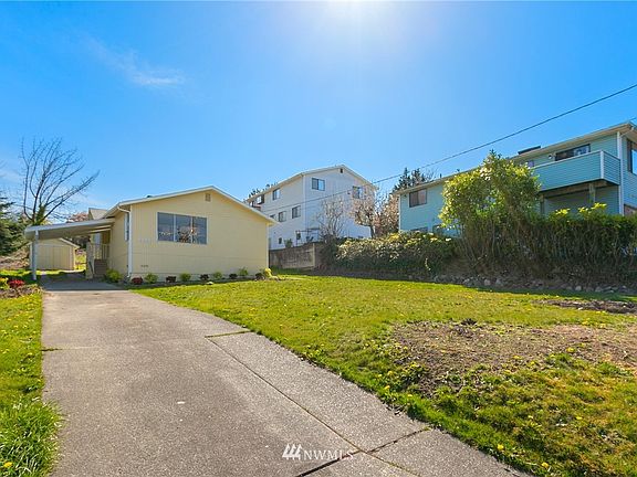 4th image of 2529 S Juneau Street