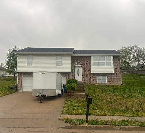 3738 Oxford Rd Photo 1