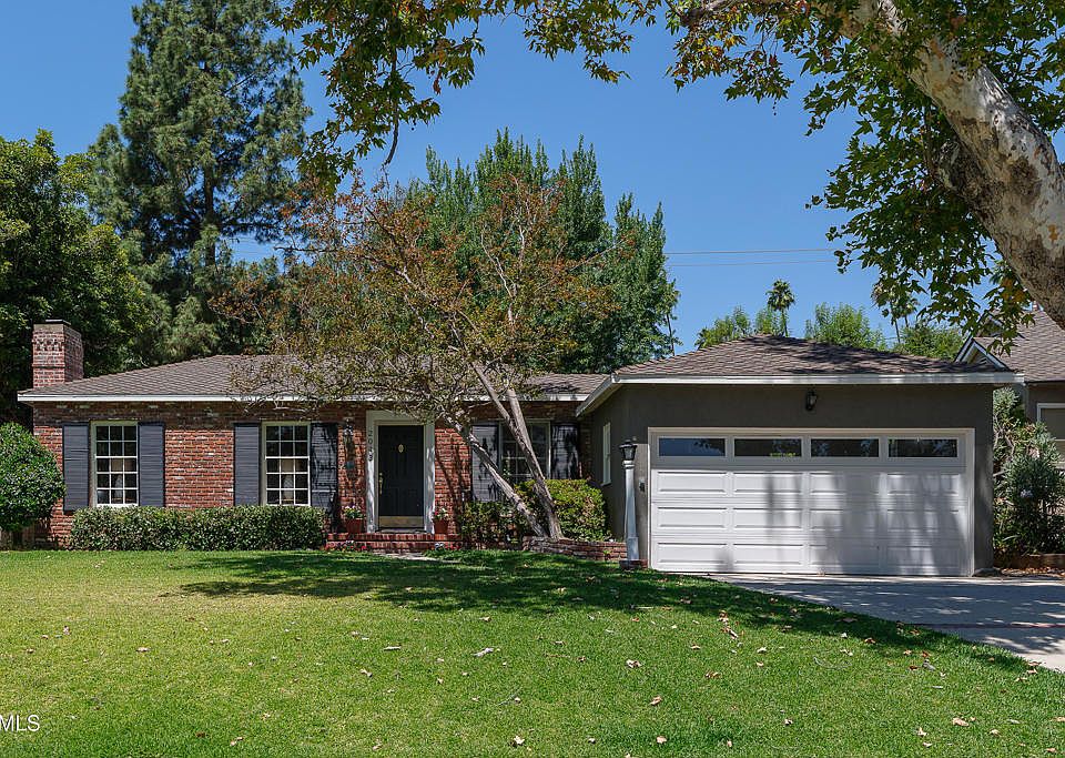 1st image of 2043 Pepper Dr