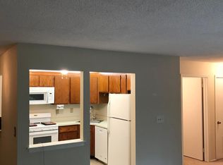 125 Iroquois Dr #17, Galloway, NJ 08205