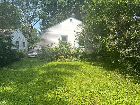 2nd image of 3429 Kinnear Ave