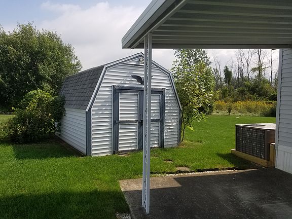 4th image of 72 Harmony Ln