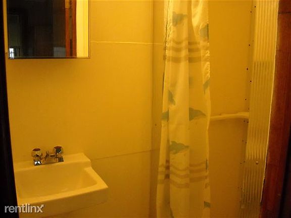 Right side of bathroom