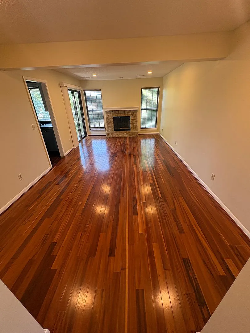12624 W 110th Ter — Photo 3
