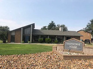 Hawthorne House — Photo 11