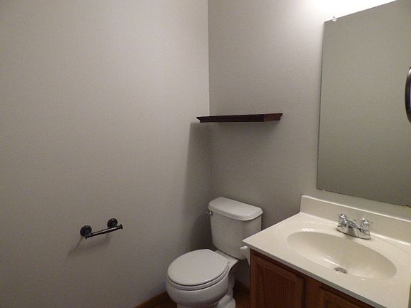 4th image of 1764 Meadowlawn Dr