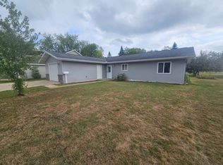 1010 4th St SW, Crosby, MN 56441