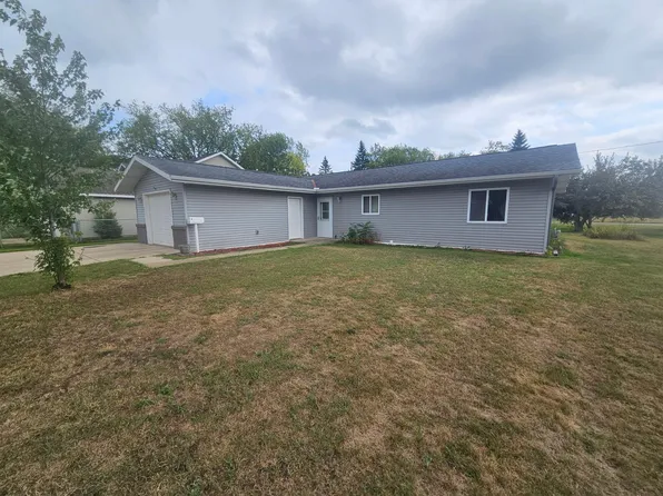 1010 4th St SW, Crosby, MN 56441