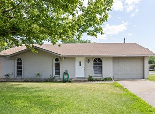 1700 Williamsburg Dr, Plano, TX 75074