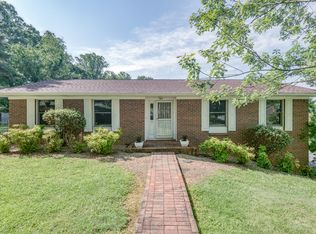 316 Clark Pl, Blountville, TN 37617