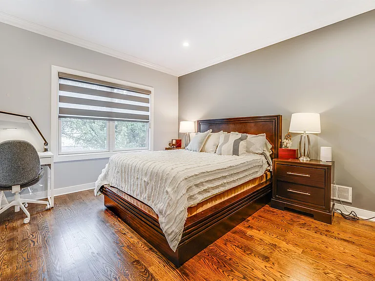 18 Thorne St #1 — Photo 11