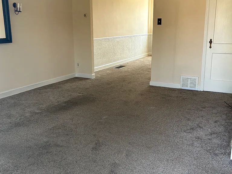 4210 Magee Ave — Photo 12