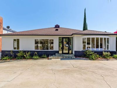 4838 Los Feliz Blvd, Los Angeles, CA, 90027