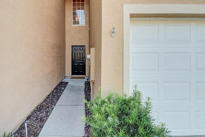 2 bed, 2.5 bath, 1526 sqft, $2,100 — Photo 2