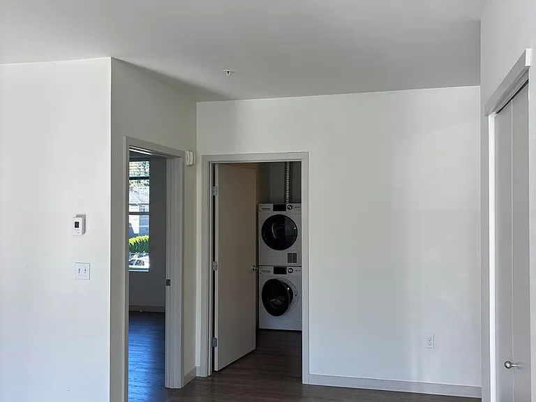 4801 Fauntleroy Apartments — Photo 79