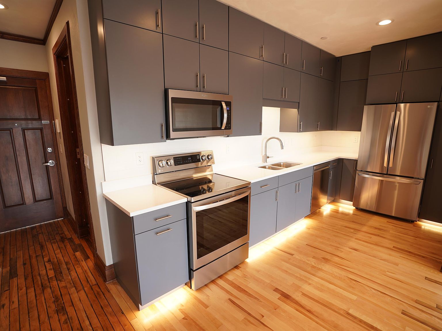 704 Jefferson St 206, Waterloo, IA 50701 Zillow