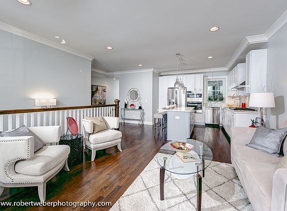 4th image of 5117 N Winchester Ave #1S