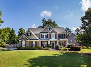 352 Gale Ct, Powder Springs, GA 30127