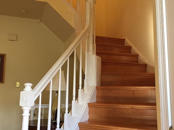 3rd image of 14544 Oakmere Dr