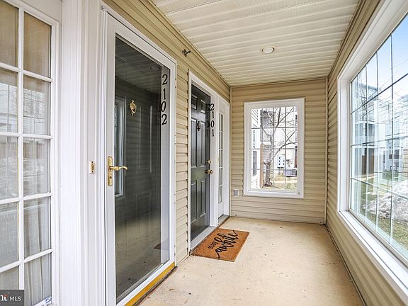 3rd image of 6610 Thackwell Way Unit 2102