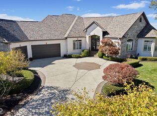 2880 Coventry Ln, Greenwood, IN 46143