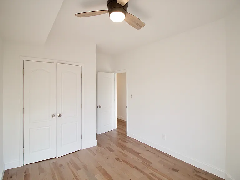 337 Clinton St #3 — Photo 8