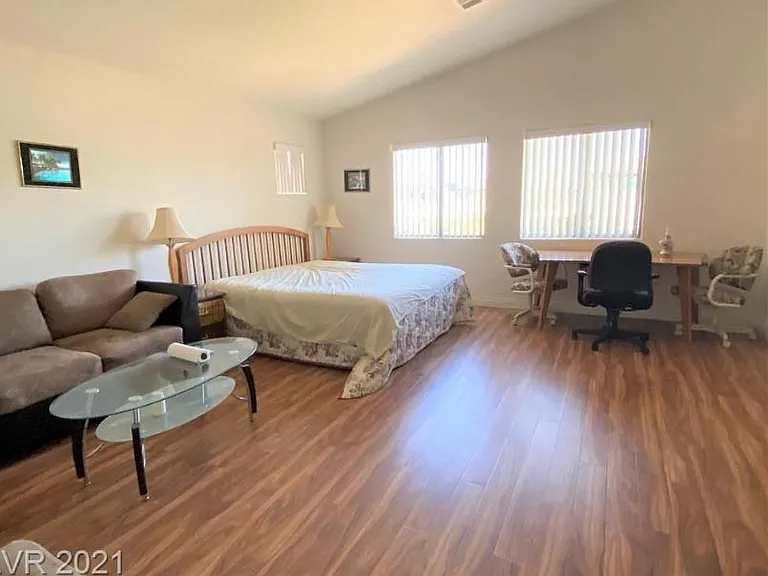 3434 Bella Valencia Ct — Photo 12
