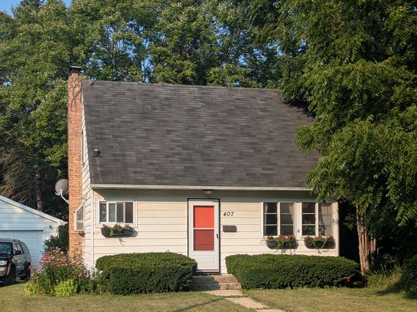 407 Douglas Ave