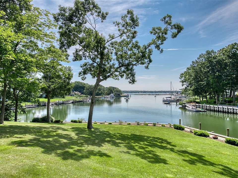 706 Wiggins Lane, Greenport, NY 11944 Zillow