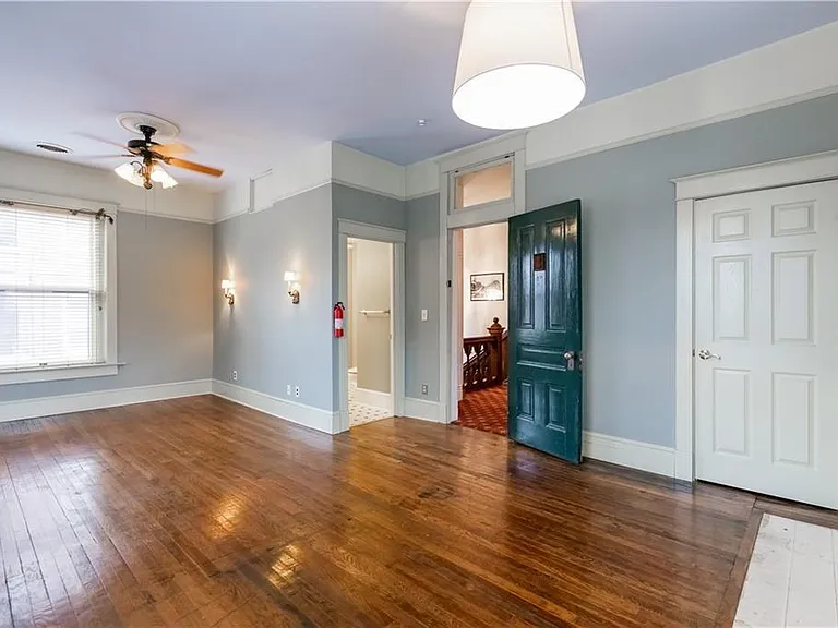 425 Gladstone Blvd — Photo 32