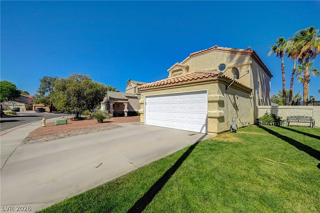 3 bed, 2.5 bath, 1470 sqft, $2,800 — Photo 4