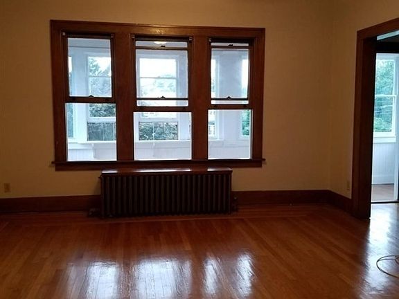 4th image of 459 New Scotland Ave