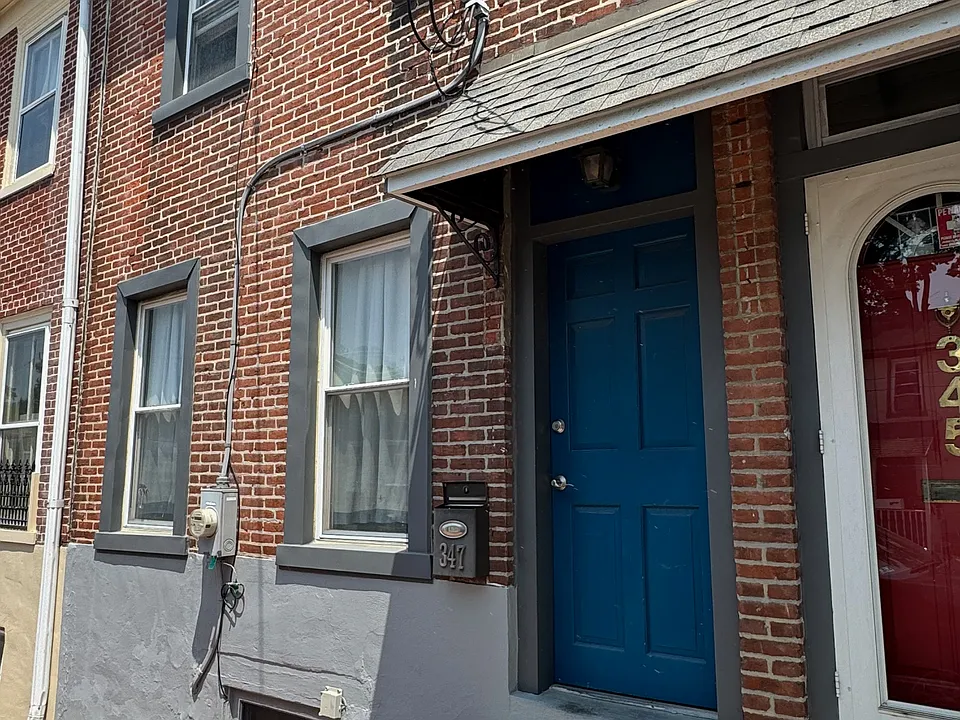 347 Hannum Ave
