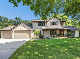 2575 Teresa Ct, Green Bay, WI 54311
