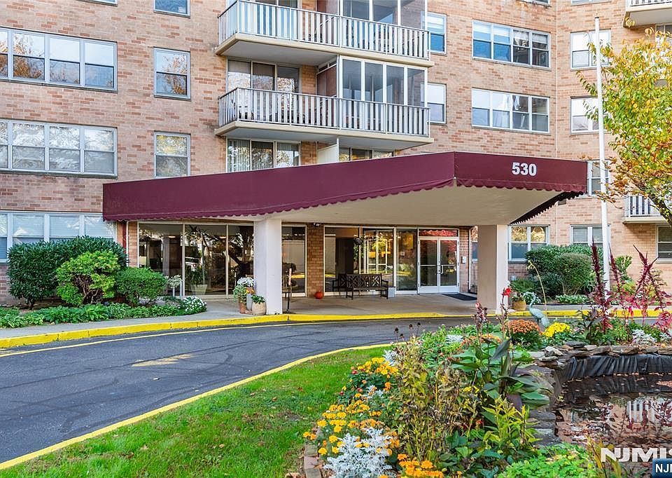 1st image of 530 Valley Road #C006G